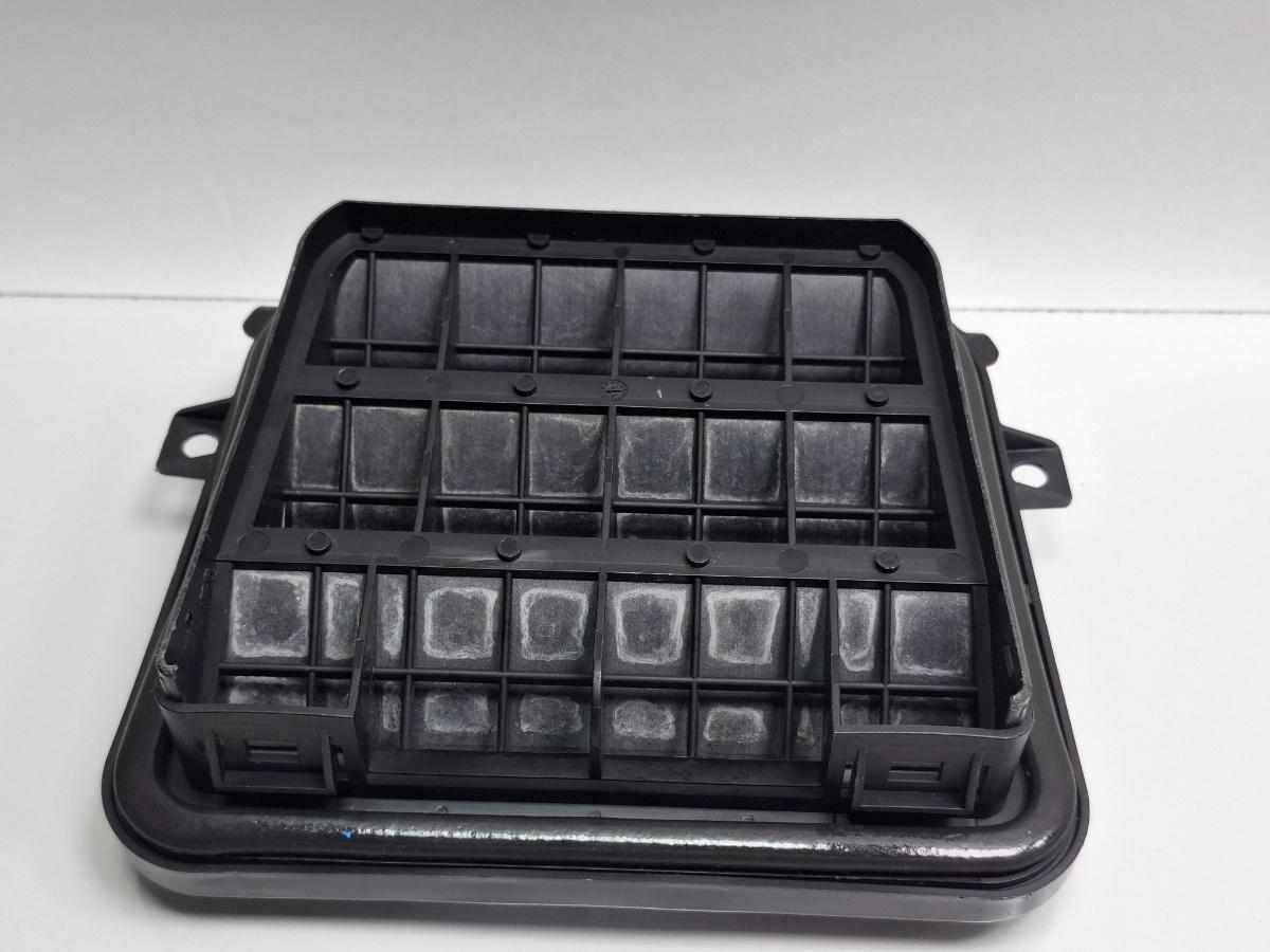 Grila ventilatie aripi spate AUDI A4 IV Avant 8K5, B8 2007 - 20152.0 TDI CAGA, CJCA, CMEA, CMFA 8K0819181B