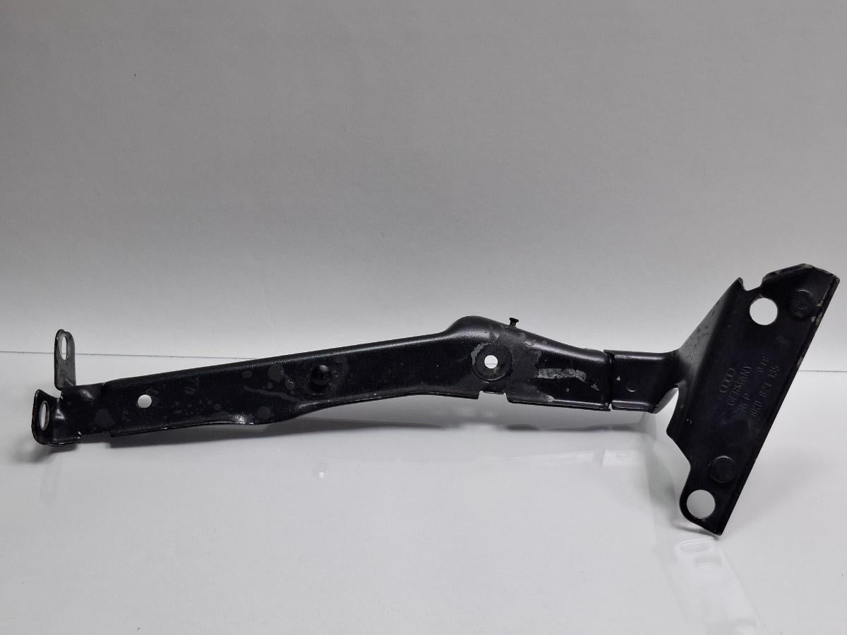 Suport aripa stanga fata AUDI A4 IV Avant 8K5, B8 2007 - 20152.0 TDI CAGA, CJCA, CMEA, CMFA 8K0821135C