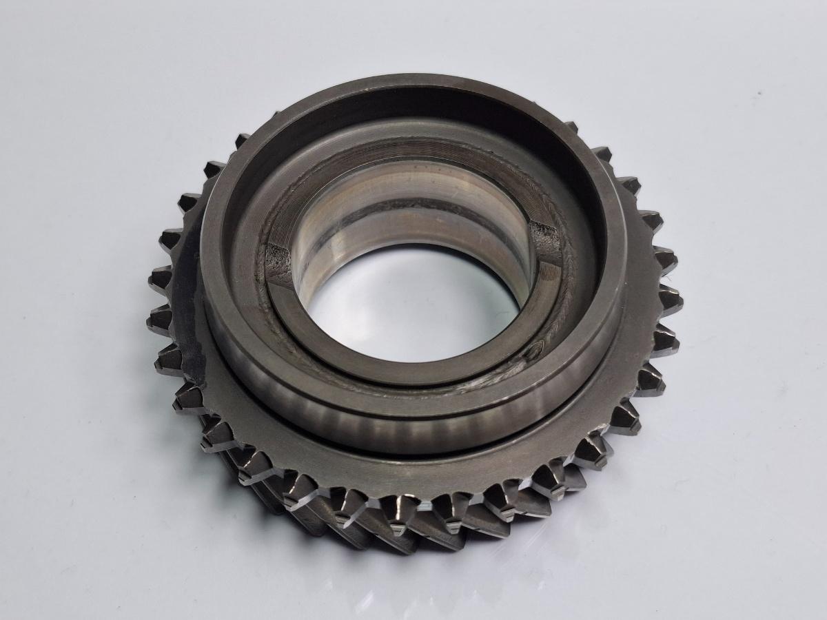 Pinion cuplare treapta a 2 a 32/32 VOLKSWAGEN CADDY IV Estate SAB, SAJ 2015 - >2.0 TDI CUUD, DFSD 02J311261AC