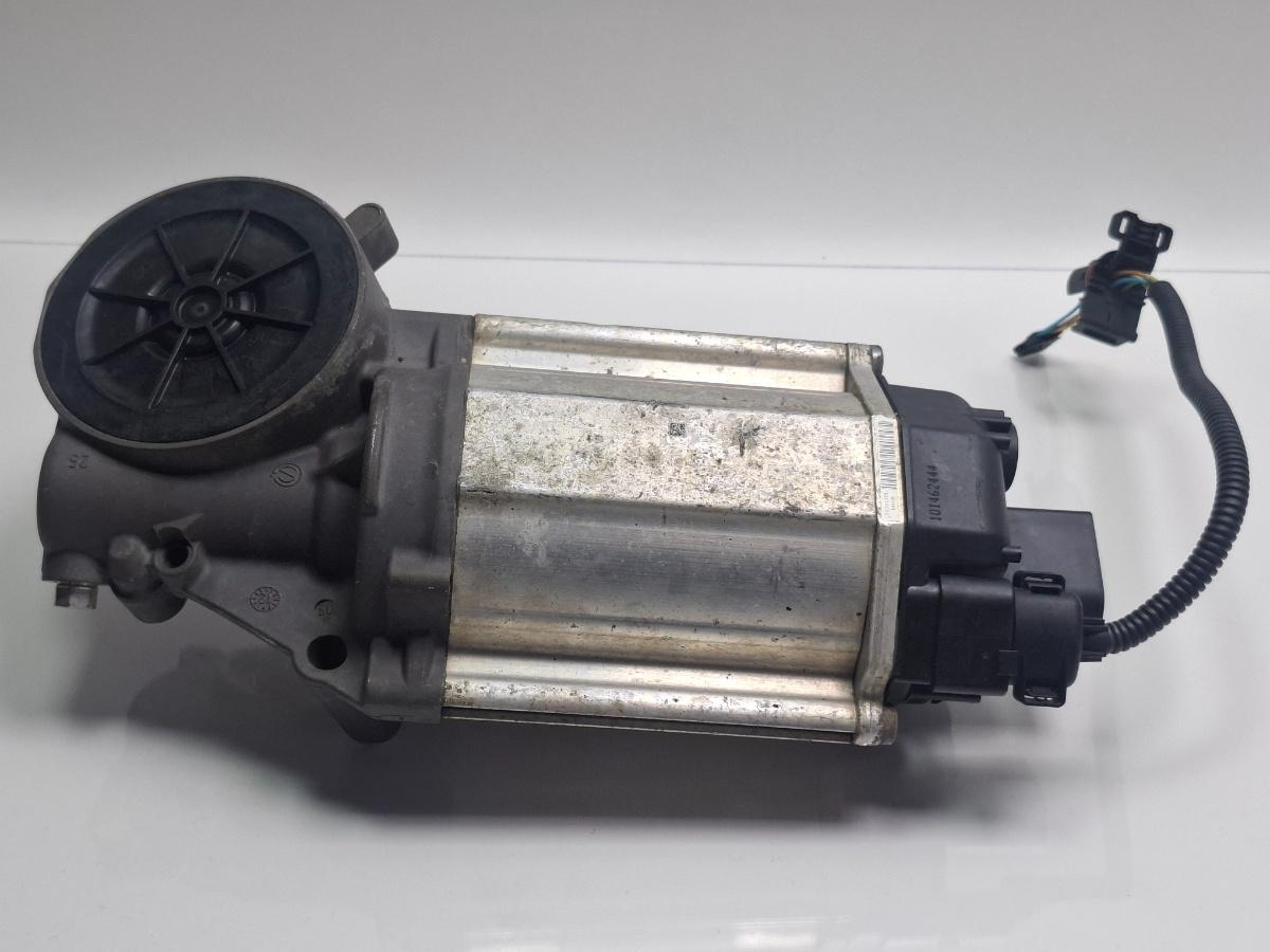 Motoras caseta directie SKODA OCTAVIA Combi 5E5 2012 - > 2.0 TDI CKFC, CRMB, CYKA BOSCH 0273010199 1K0909144P