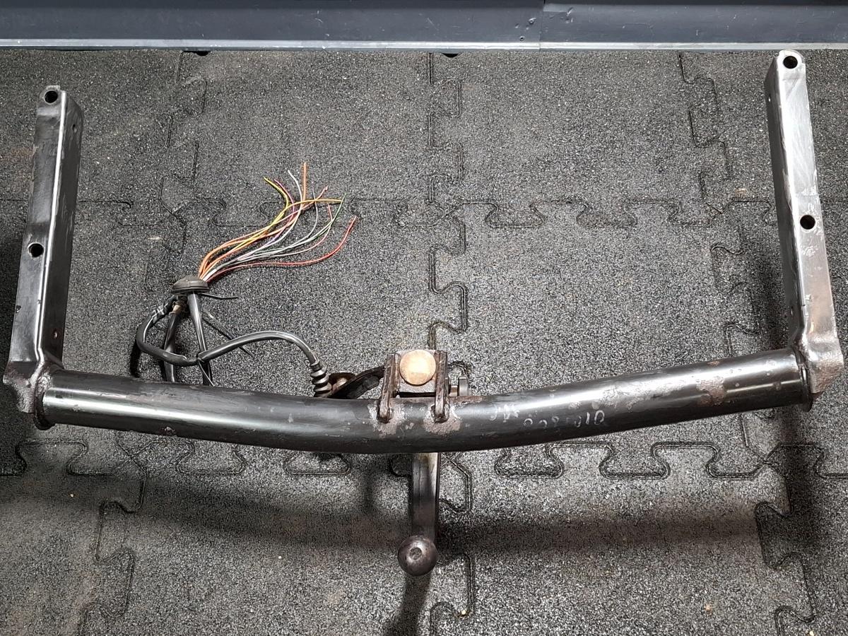 Carlig remorcare VOLKSWAGEN PASSAT Variant 3B6 2000 - 20051.9 TDI AVB