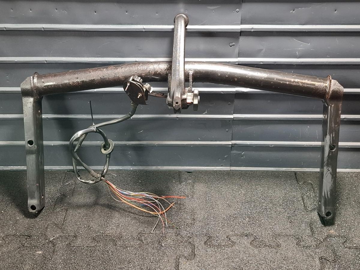 Carlig remorcare VOLKSWAGEN PASSAT Variant 3B6 2000 - 20051.9 TDI AVB