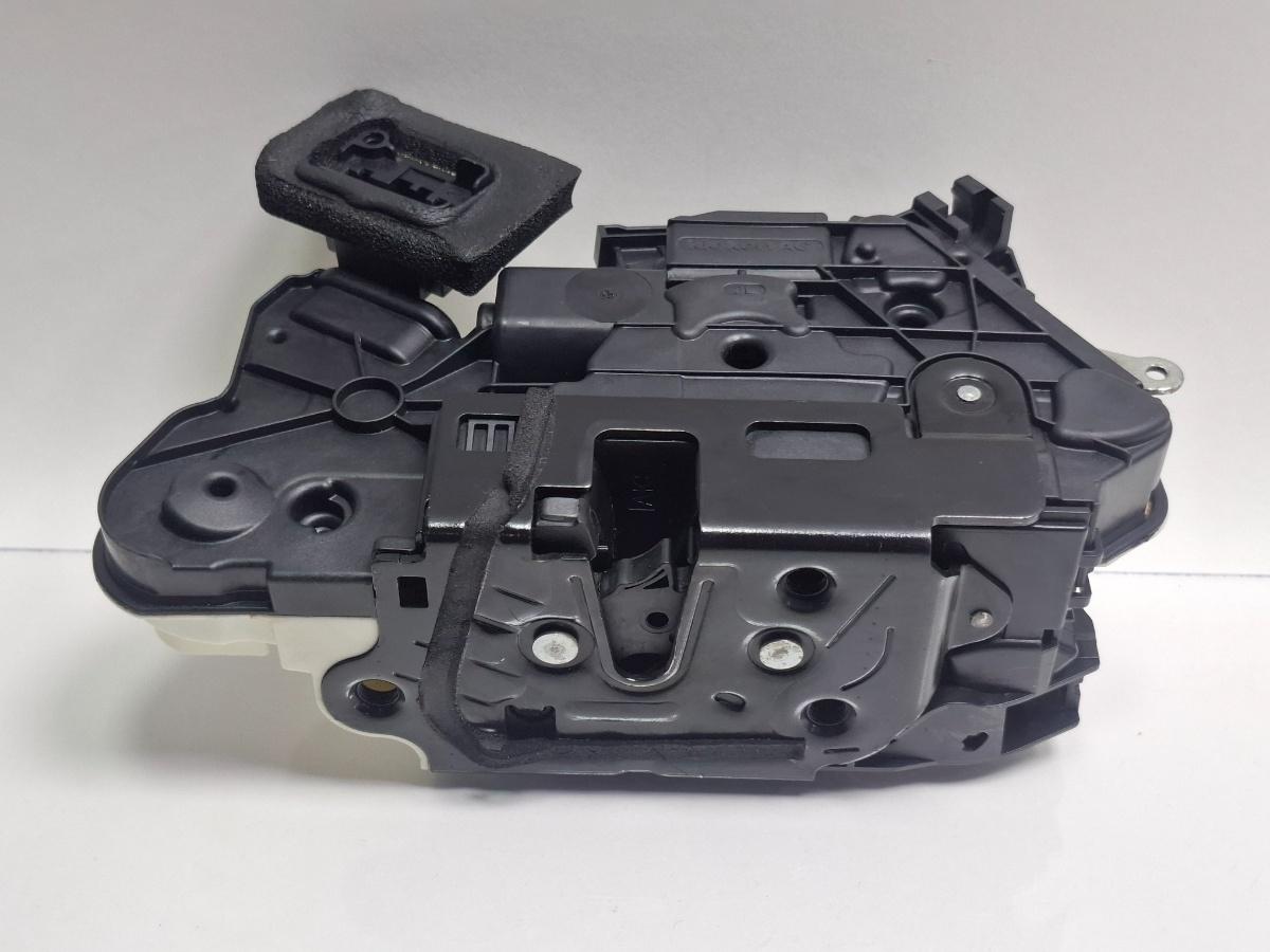 Broasca usa stanga fata VOLKSWAGEN GOLF VI 5K1 2008 - 20132.0 TDI CBDC, CLCA 5K1837015