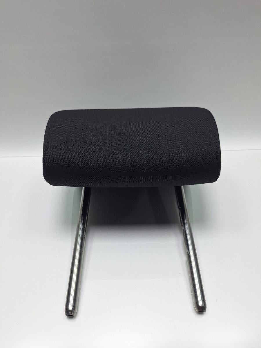 Tetiera bancheta spate VOLKSWAGEN GOLF VI 5K1 2008 - 20132.0 TDI CBDC, CLCA 5K0885901H