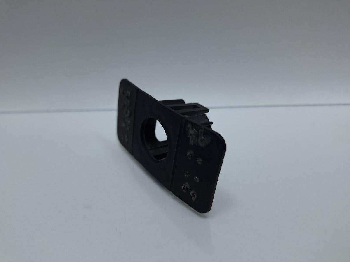 Suport senzor de parcare (PDC) fata VOLKSWAGEN GOLF VI 5K1 2008 - 20132.0 TDI CBDC, CLCA 5K0919491B