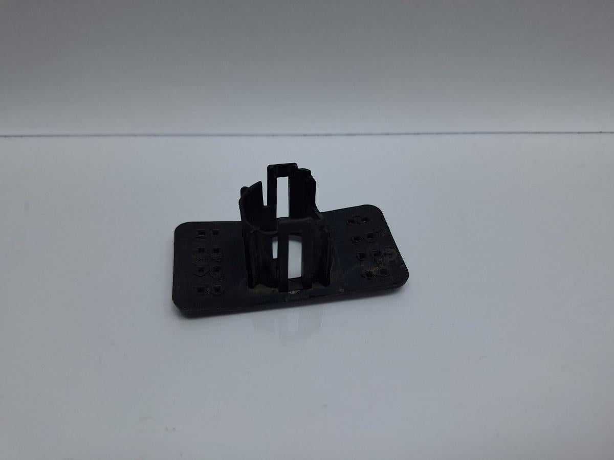 Suport senzor de parcare (PDC) fata VOLKSWAGEN GOLF VI 5K1 2008 - 20132.0 TDI CBDC, CLCA 5K0919491B
