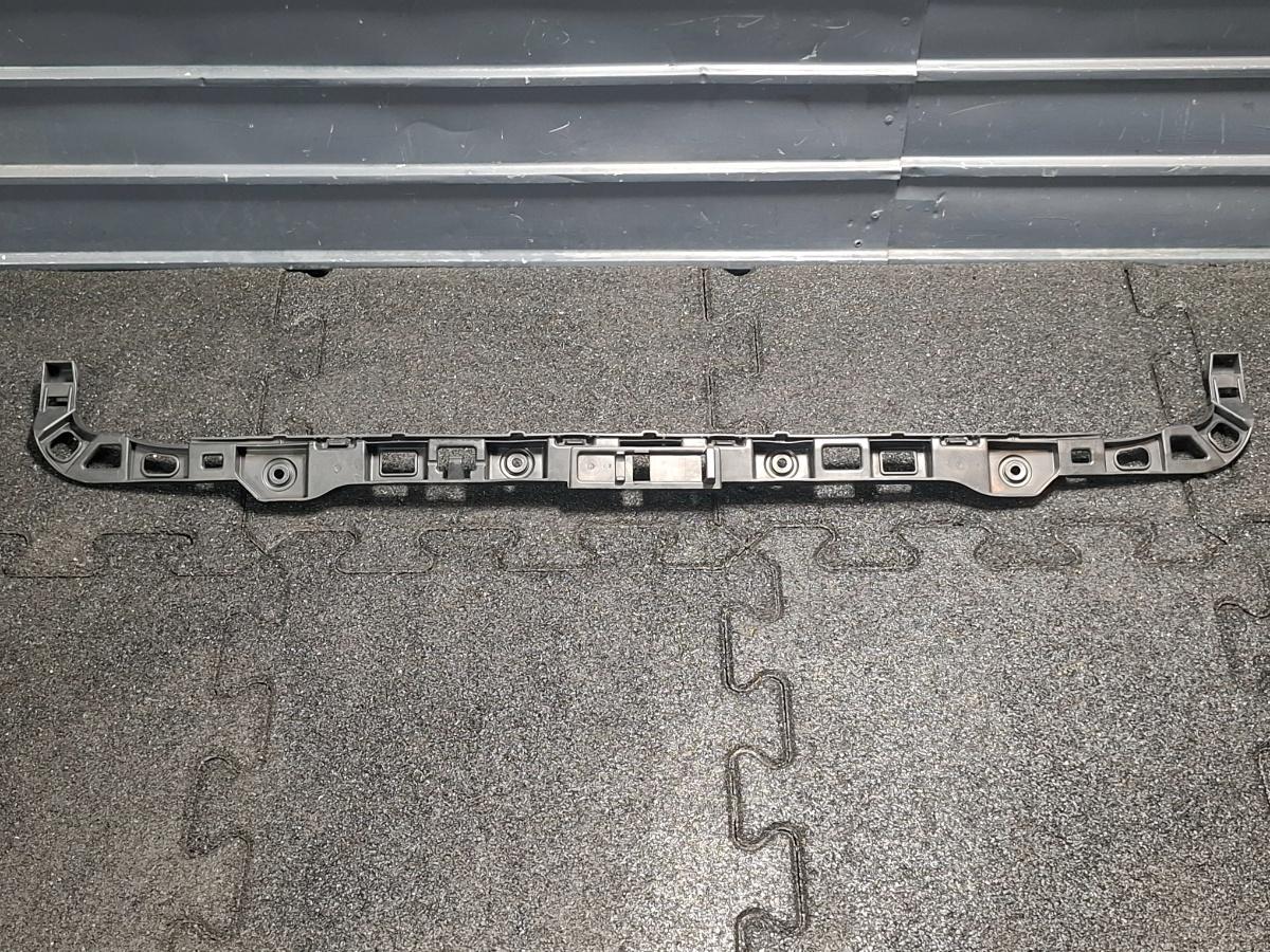 Suport central bara spate VOLKSWAGEN GOLF VI 5K1 2008 - 20132.0 TDI CBDC, CLCA 5K6807863