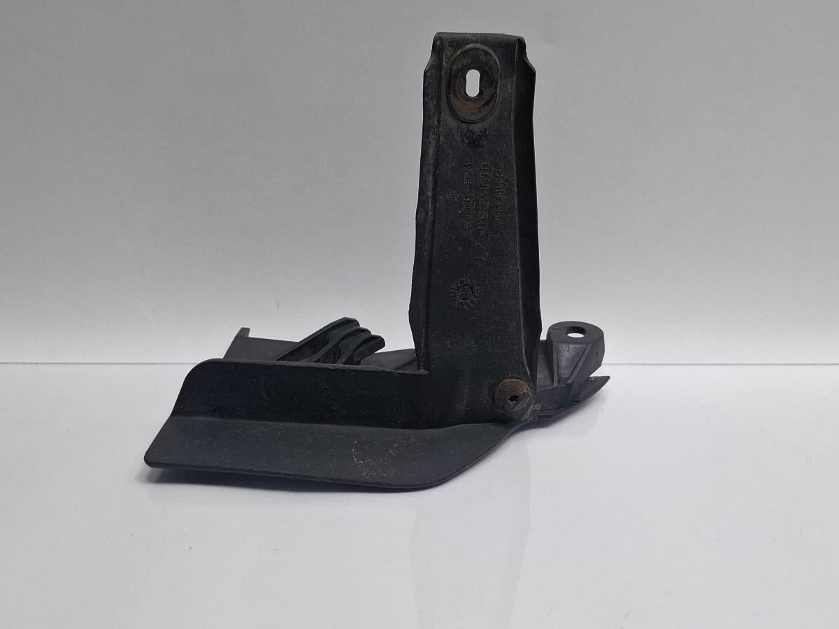Aparator noroi stanga spate VOLKSWAGEN GOLF VI 5K1 2008 - 20132.0 TDI CBDC, CLCA 1K0854855B