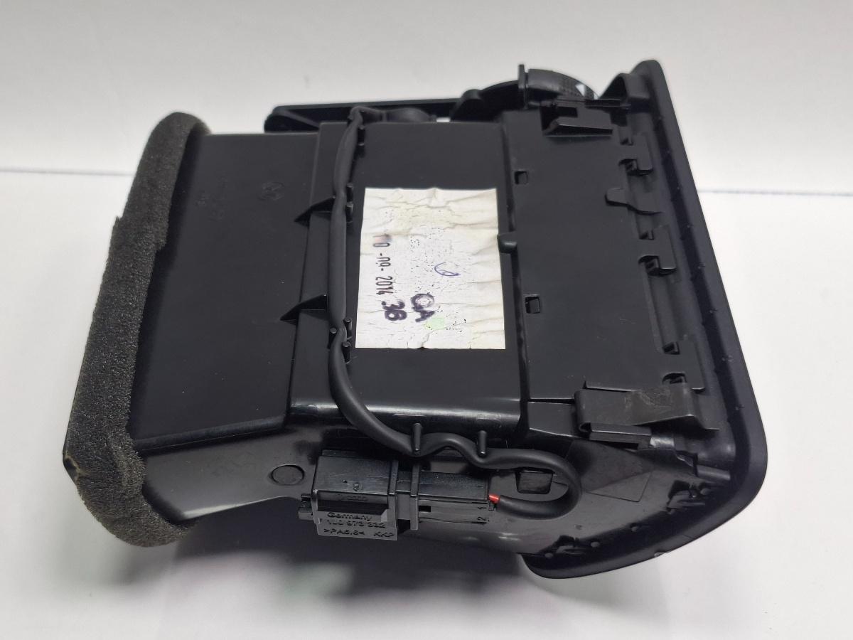 Grila ventilatie dreapta VOLKSWAGEN PASSAT 365 2010 - 20142.0 2.0 TDi BlueMotion CFFB 3AB819702A