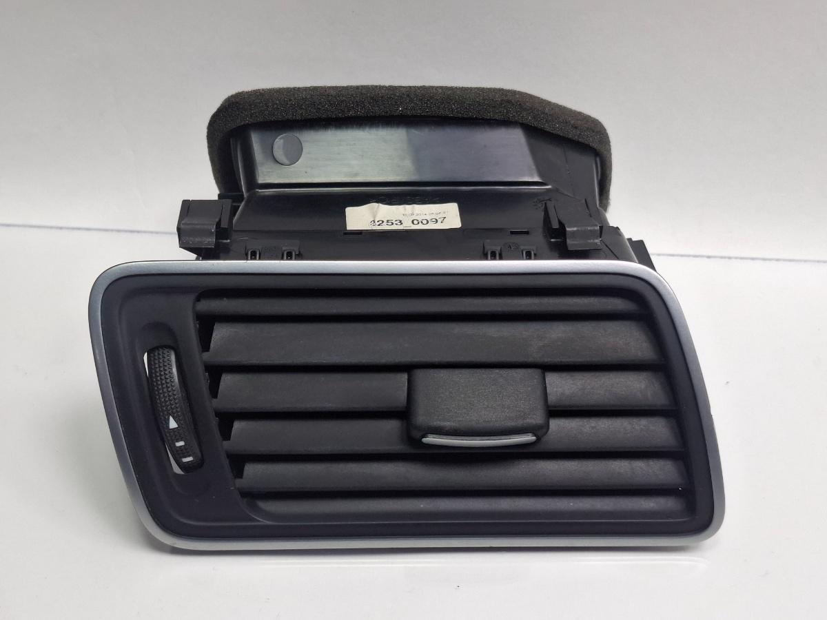 Grila ventilatie dreapta VOLKSWAGEN PASSAT 365 2010 - 20142.0 2.0 TDi BlueMotion CFFB 3AB819702A