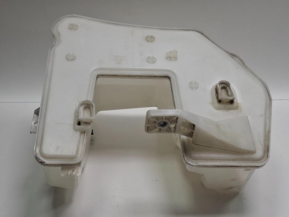 Vas lichid parbriz VOLKSWAGEN PASSAT Variant 365 2010 - 2014 2.0 TDI CFFB 3AA955453J
