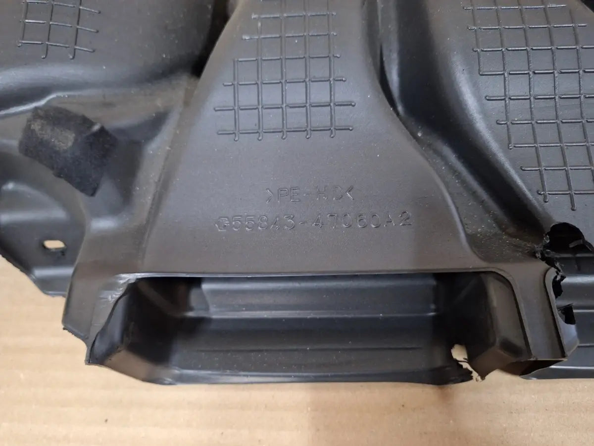 Componente conducta microfiltru de aer TOYOTA PRIUS _W3_ 2008 - >1.8 Hybrid 2ZR-FXE 55843-47060A2