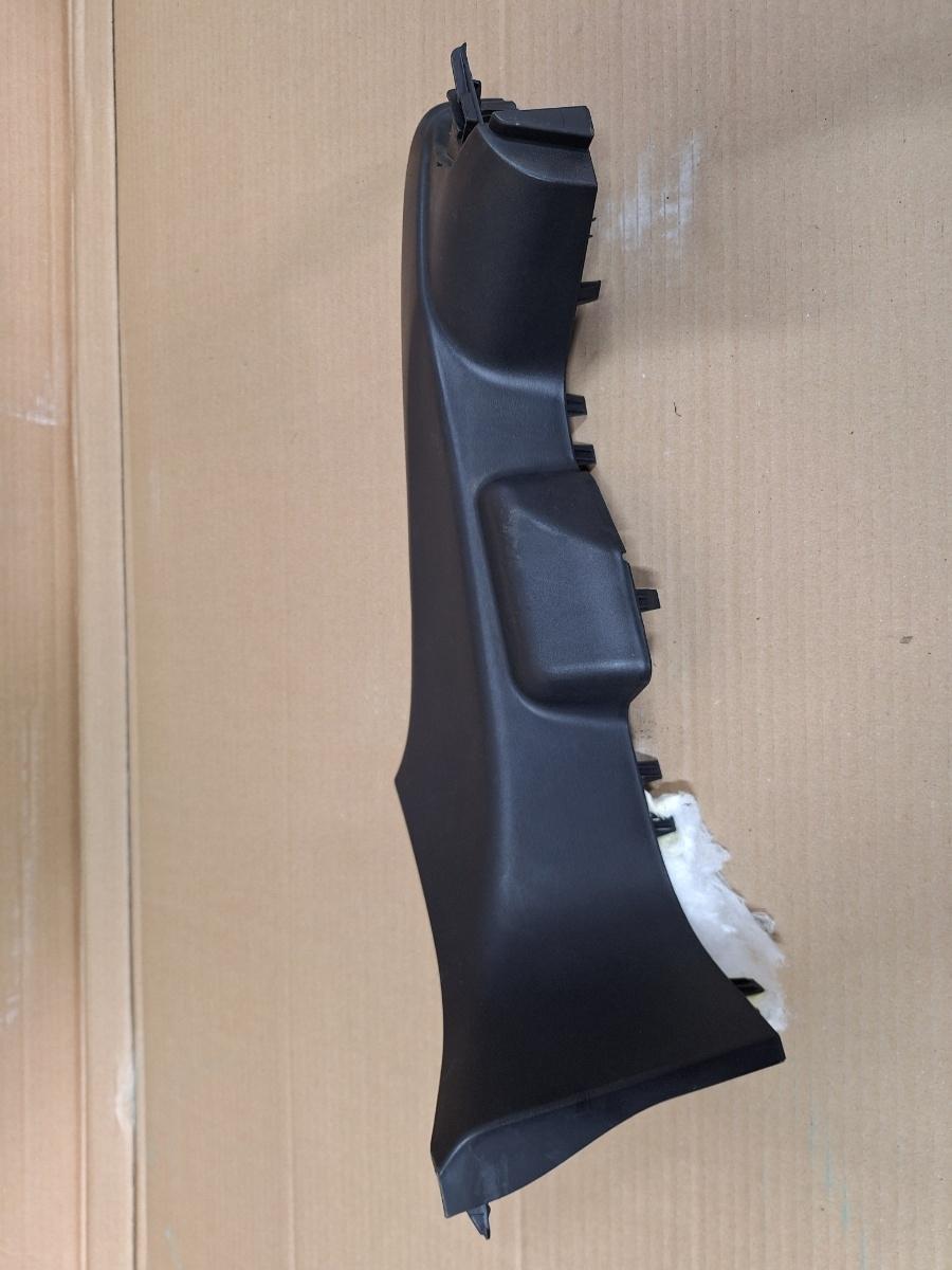 Ornament lateral consola centrala fata dreapta TOYOTA PRIUS _W3_ 2008 - >1.8 Hybrid 2ZR-FXE 55432-47050