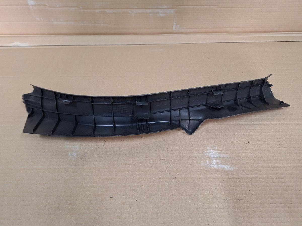 Ornament prag stalp dreapta TOYOTA PRIUS _W3_ 2008 - >1.8 Hybrid 2ZR-FXE 67917-47040