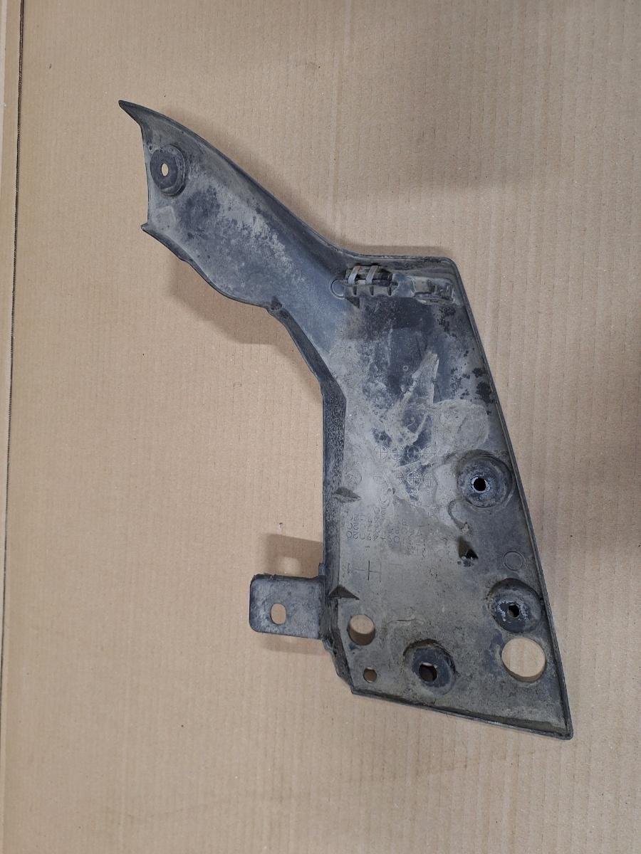 Aparatoare noroi aripa fata stanga TOYOTA PRIUS _W3_ 2008 - 2015  52109-47020
