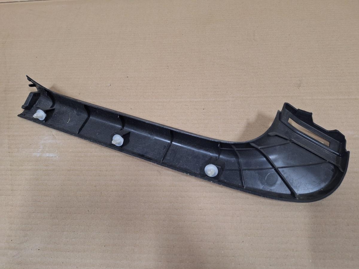 Ornament lateral hayon/portbagaj dreapta TOYOTA PRIUS _W3_ 2008 - >1.8 Hybrid 2ZR-FXE 67937-47030