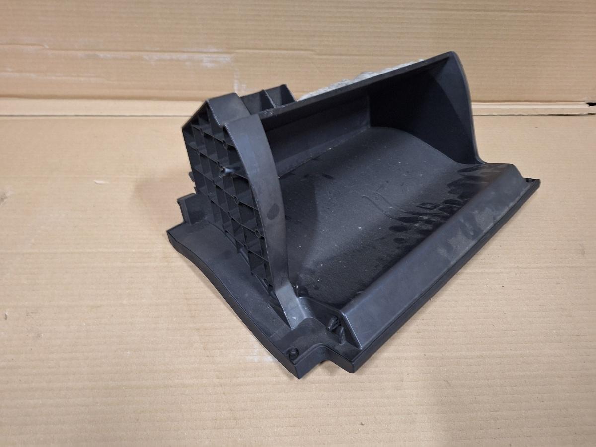 Torpedou TOYOTA PRIUS _W3_ 2008 - 2015