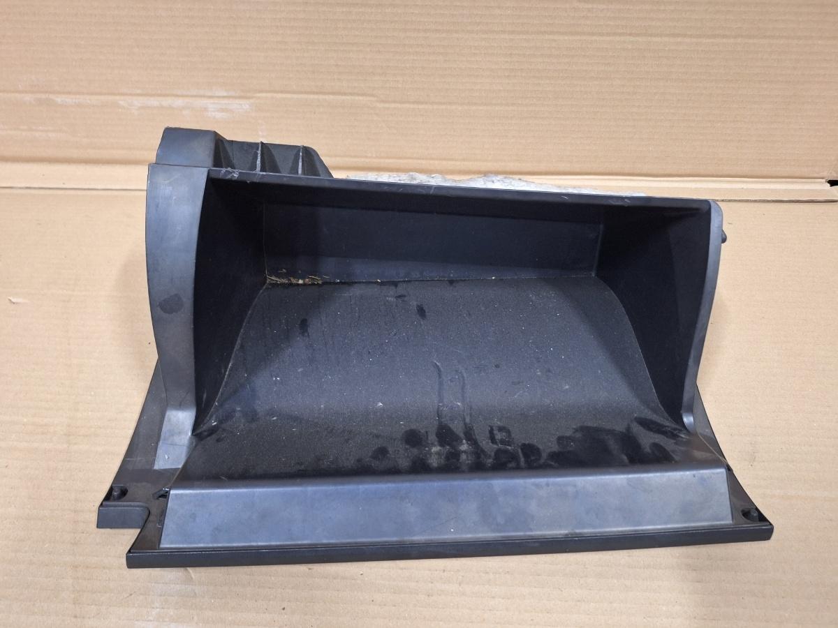 Torpedou TOYOTA PRIUS _W3_ 2008 - 2015