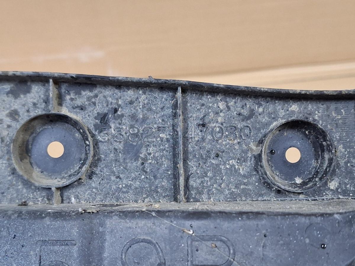 Antifonare fata dreapta TOYOTA PRIUS _W3_ 2008 - >1.8 Hybrid 2ZR-FXE 53827-47030