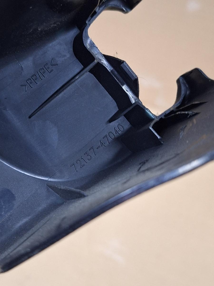 Ornamente sina de fixare scaun fata, sofer spate TOYOTA PRIUS _W3_ 2008 - >1.8 Hybrid 2ZR-FXE 72137-47040