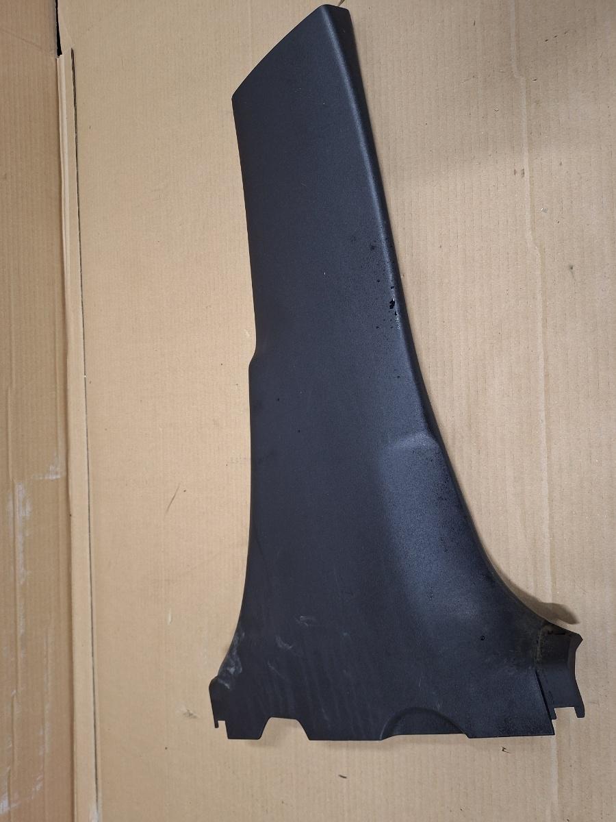 Ornament stalp (B) (inferior) dreapta TOYOTA PRIUS _W3_ 2008 - >1.8 Hybrid 2ZR-FXE 62413-47040