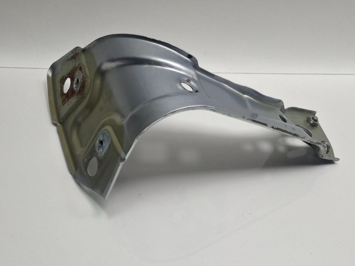 Suport aripa stanga fata VOLKSWAGEN PASSAT 365 2010 - 20142.0 2.0 TDi BlueMotion CFFB 3AA821141