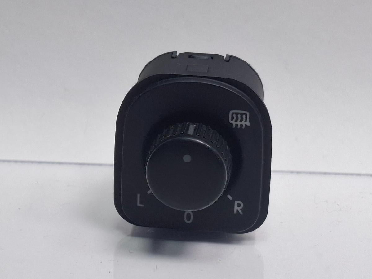 Buton reglaj oglinzi VOLKSWAGEN GOLF VI 5K1 2008 - 20132.0 TDI CBDC, CLCA 1K0959565K