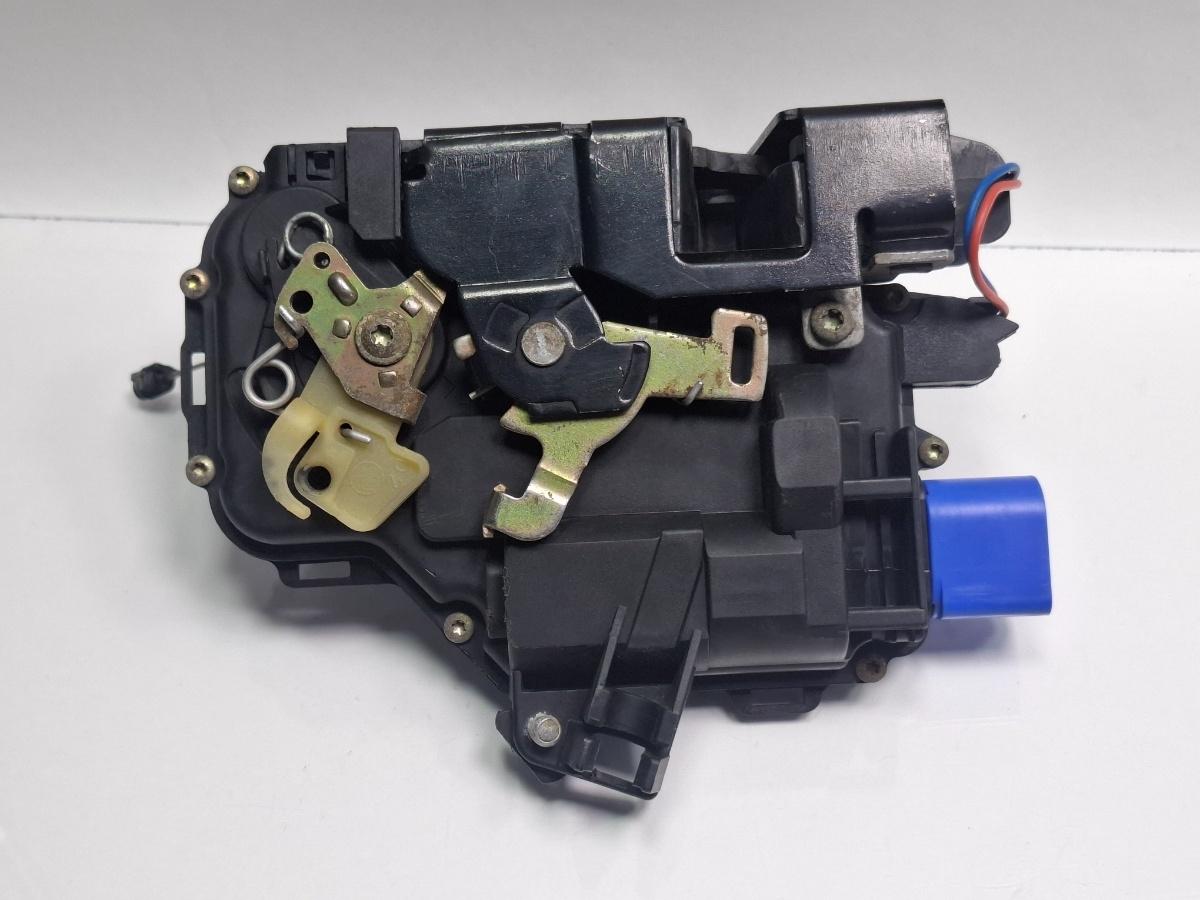 Broasca usa dreapta fata SKODA FABIA 6Y2 1999 - 20081.4 1.4 1.4 AME, AQW, ATZ 3B1837016CB