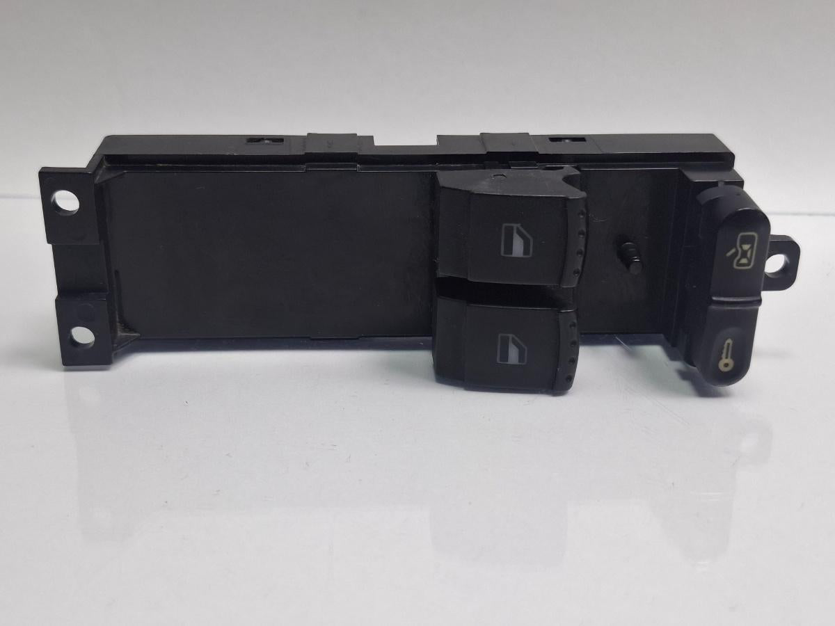 Butoane geamuri electrice stanga fata SKODA FABIA 6Y2 1999 - 20081.4 1.4 1.4 AME, AQW, ATZ 1J3959857A