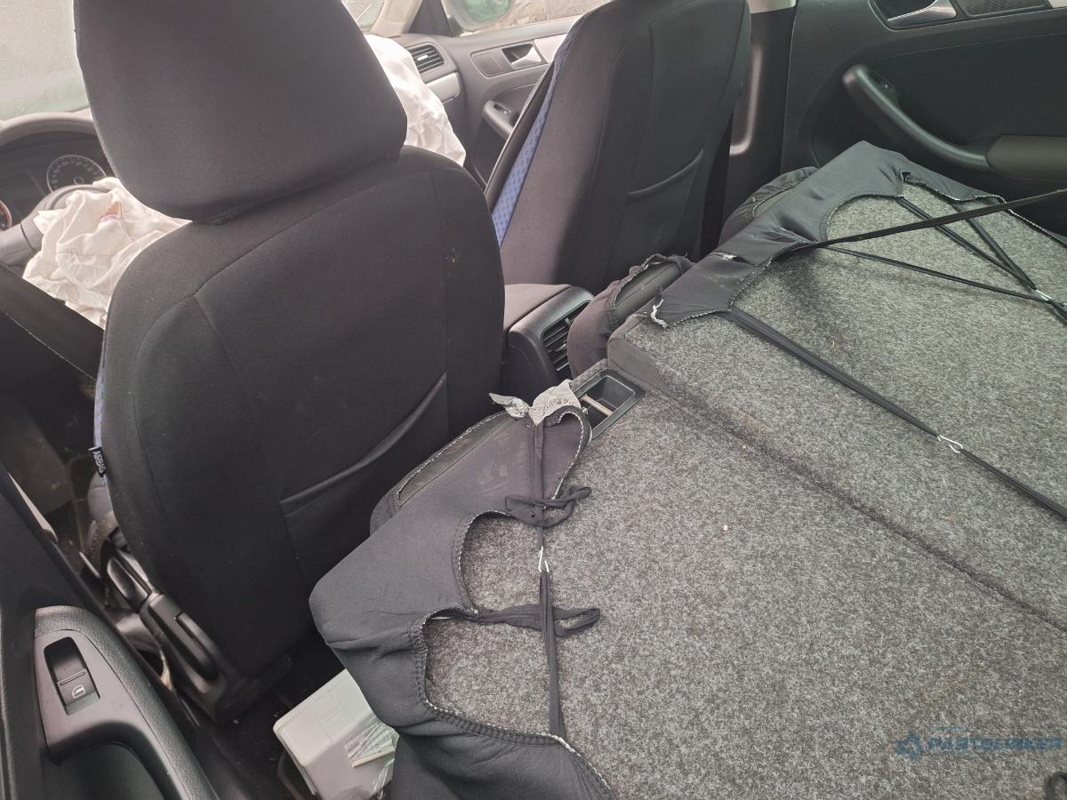 Dezmembrez VOLKSWAGEN JETTA IV 162 2012 1.2 TSI CBZB 77KW|105HP