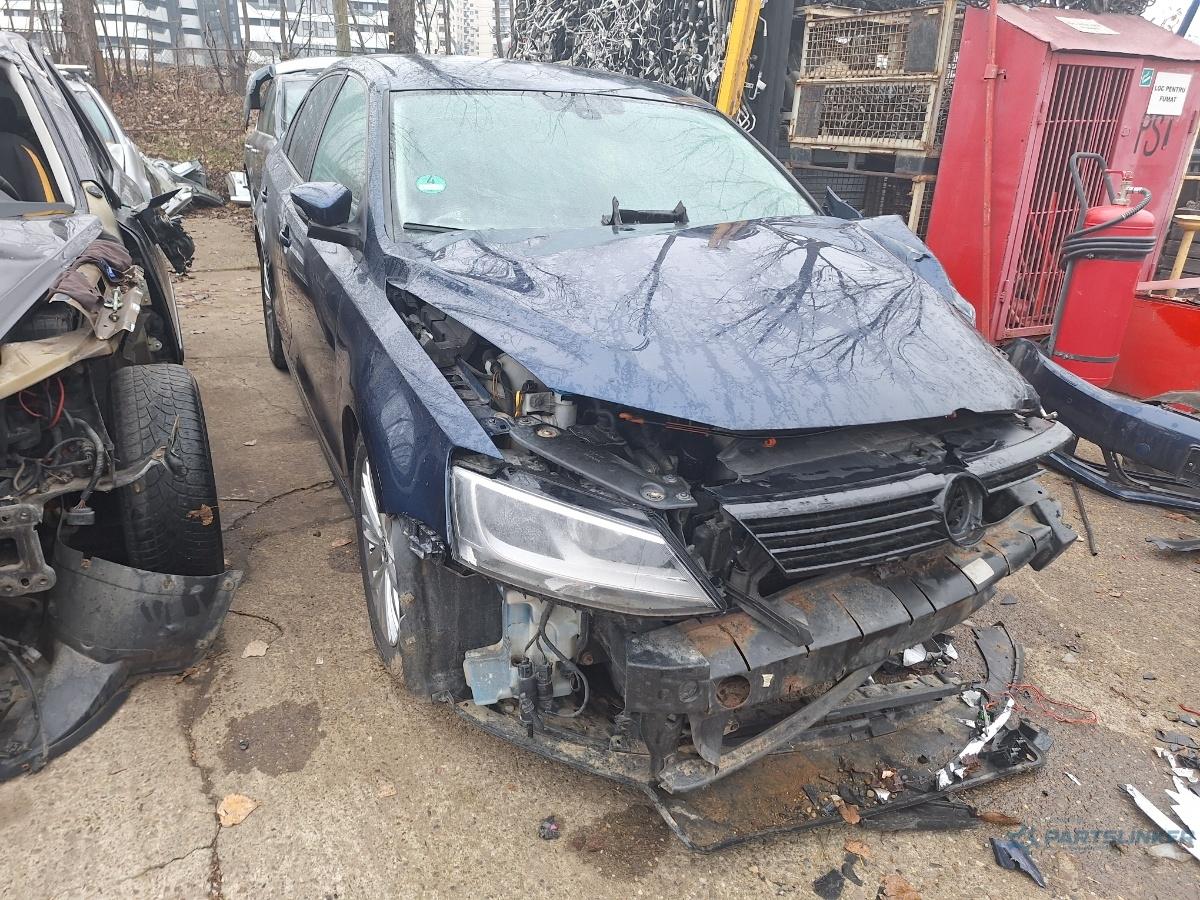 Dezmembrez VOLKSWAGEN JETTA IV 162 2012 1.2 TSI CBZB 77KW|105HP
