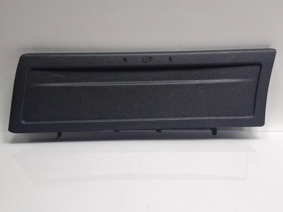 Ornament portbagaj stanga VOLKSWAGEN PASSAT 365 2010 - 20142.0 2.0 TDi BlueMotion CFFB 3C9867427