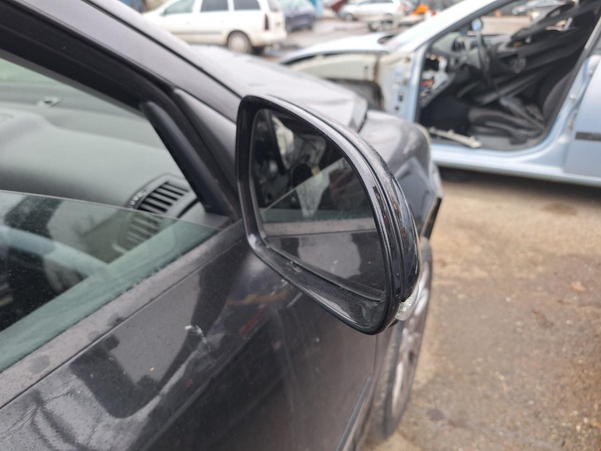 Oglinda laterala electrica portiera fata dreapta SKODA OCTAVIA 2 Facelift  2009 - 2013 , negru LF9R