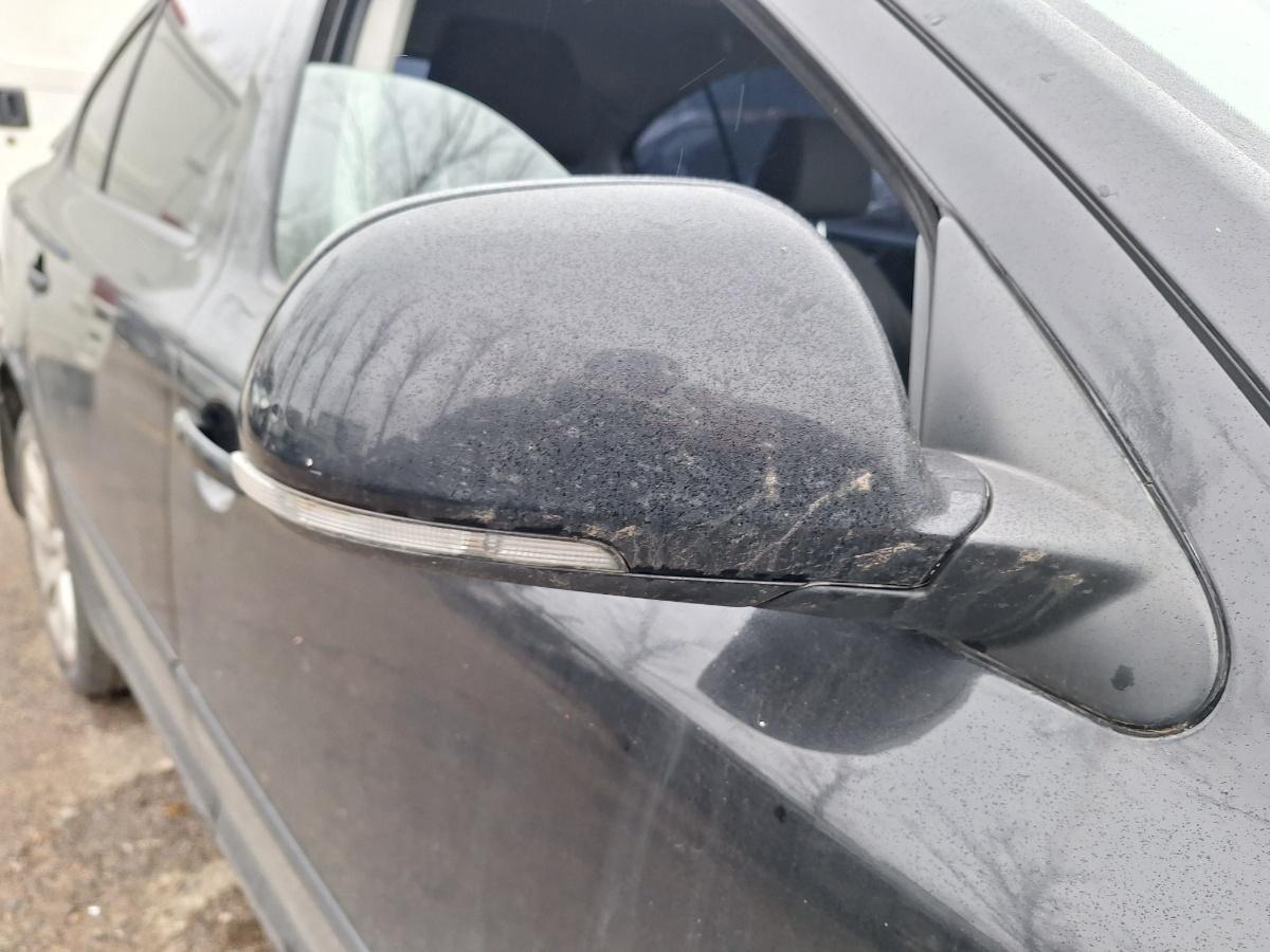 Oglinda laterala electrica portiera fata dreapta SKODA OCTAVIA 2 Facelift  2009 - 2013 , negru LF9R