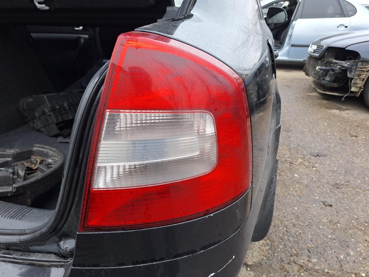 Lampa spate / Stop dreapta SKODA OCTAVIA 1Z3 2009 - 2013