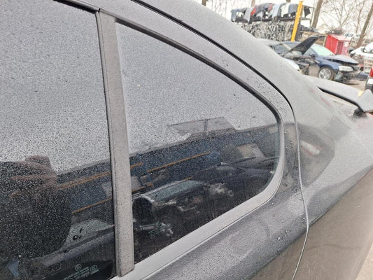 Geam pivotant portiera spate stanga SKODA OCTAVIA 1Z3 2011