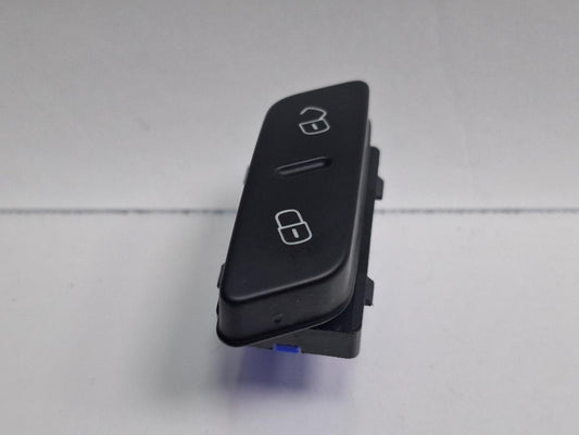 Buton inchidere centralizata VOLKSWAGEN PASSAT 365 2010 - 20142.0 2.0 TDi BlueMotion CFFB 3AA962125