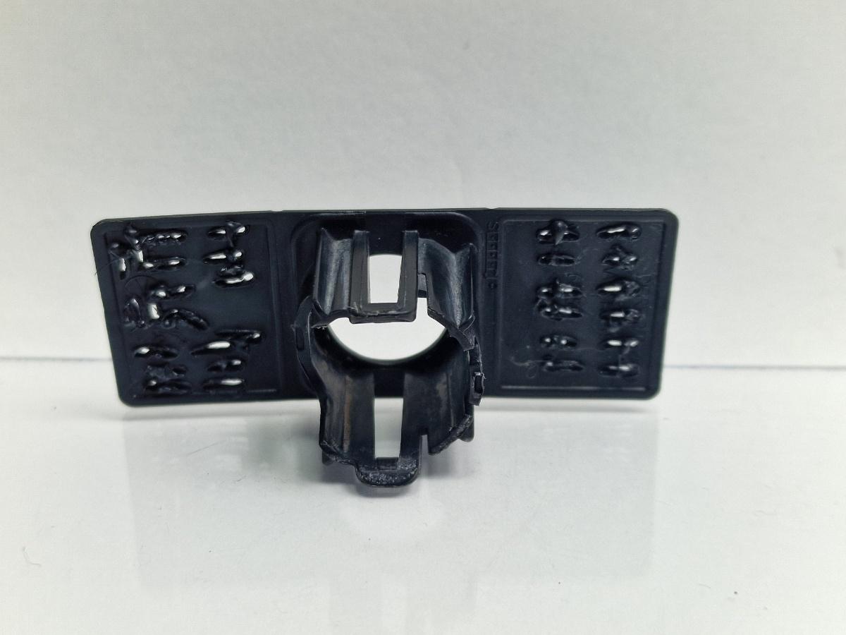 Suport senzor de parcare fata VOLKSWAGEN PASSAT 365 2010 - 20142.0 2.0 TDi BlueMotion CFFB  3AA998490