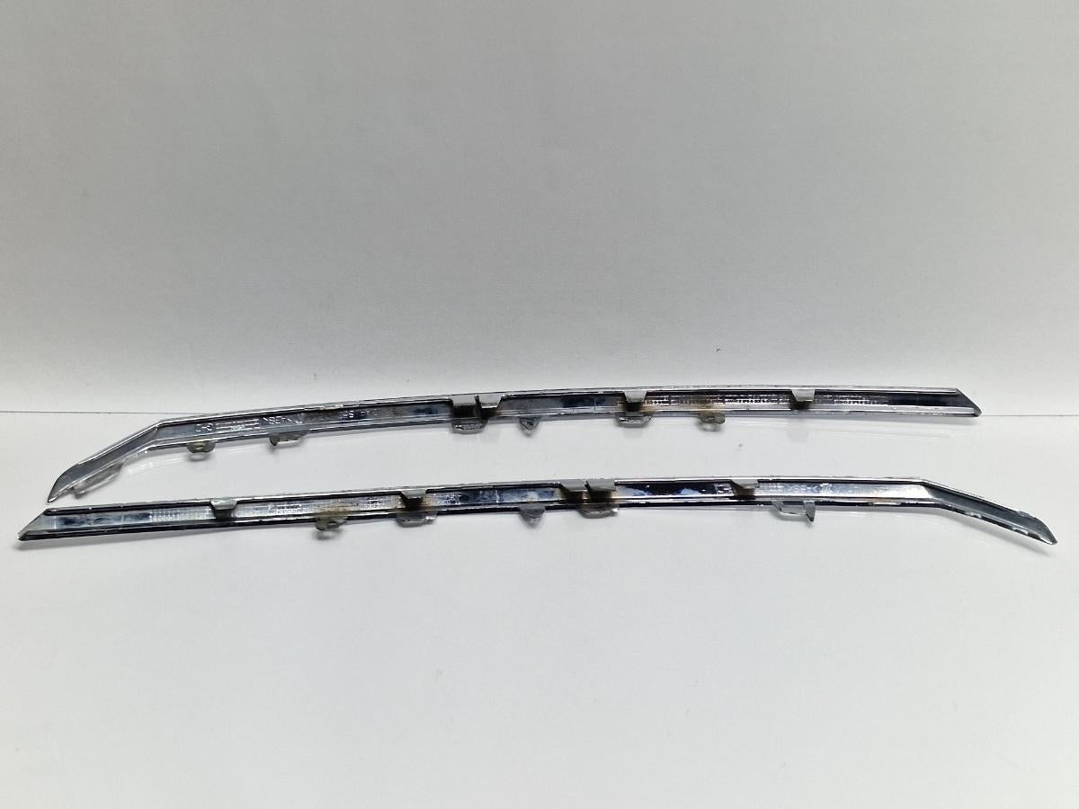 Ornamente crom grila bara fata VOLKSWAGEN PASSAT 365 2010 - 20142.0 2.0 TDi BlueMotion CFFB 3AA853651A
