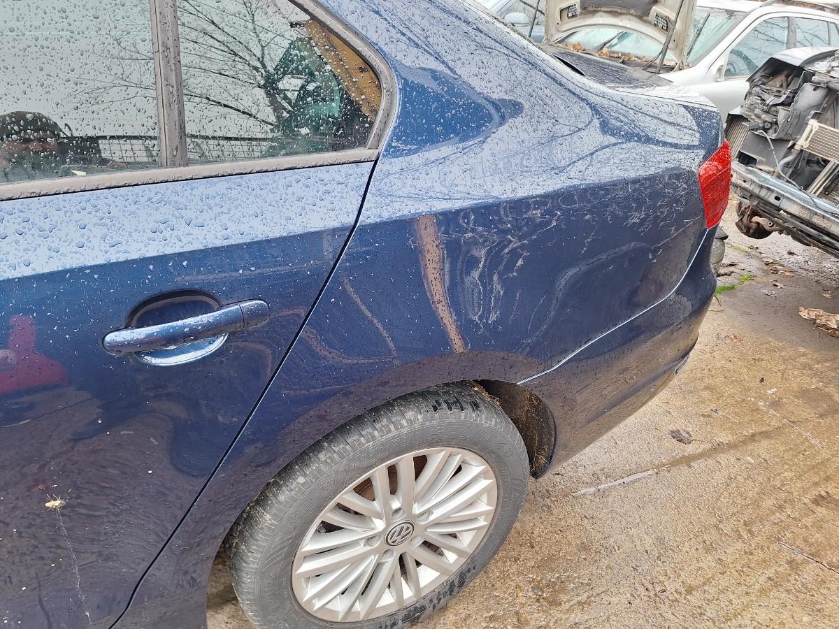 Aripa spate stanga VOLKSWAGEN JETTA IV 162, 163, AV3, AV2 2009 - 2017