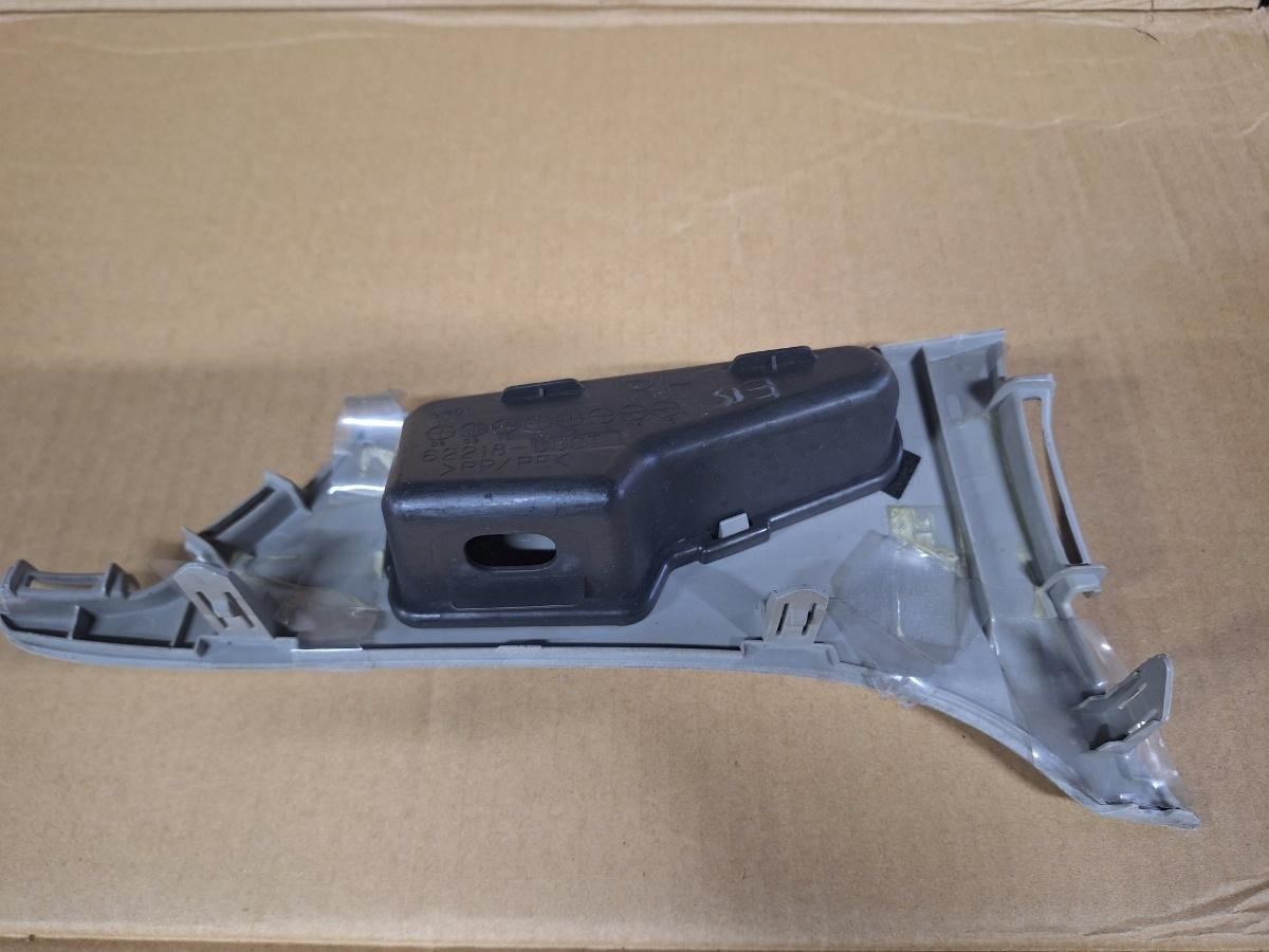 Ornamente stalp (A) dreapta TOYOTA PRIUS _W3_ 2008 - >1.8 Hybrid 2ZR-FXE 62218-47040