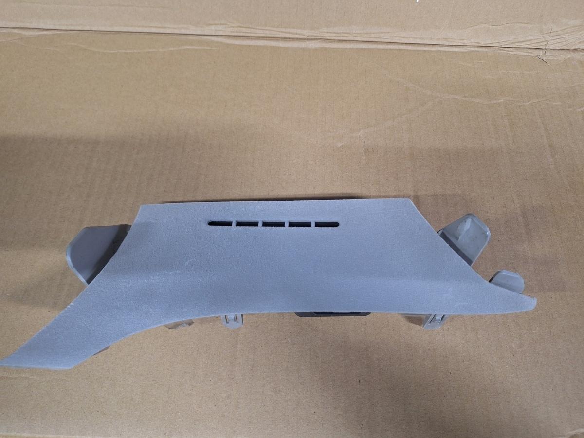 Ornamente stalp (A) dreapta TOYOTA PRIUS _W3_ 2008 - >1.8 Hybrid 2ZR-FXE 62218-47040