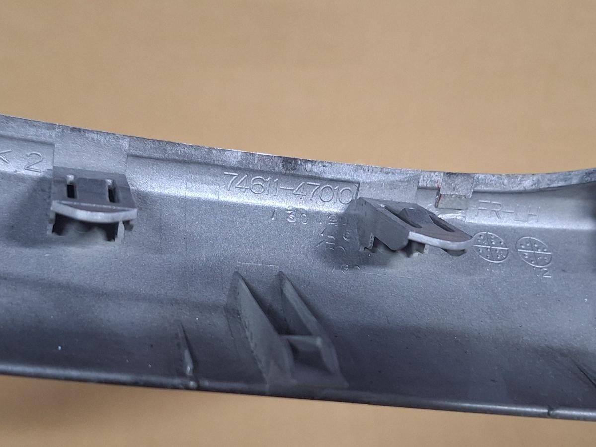 Ornament maner interior portiera fata stanga TOYOTA PRIUS _W3_ 2008 - >1.8 Hybrid 2ZR-FXE 74611-47010