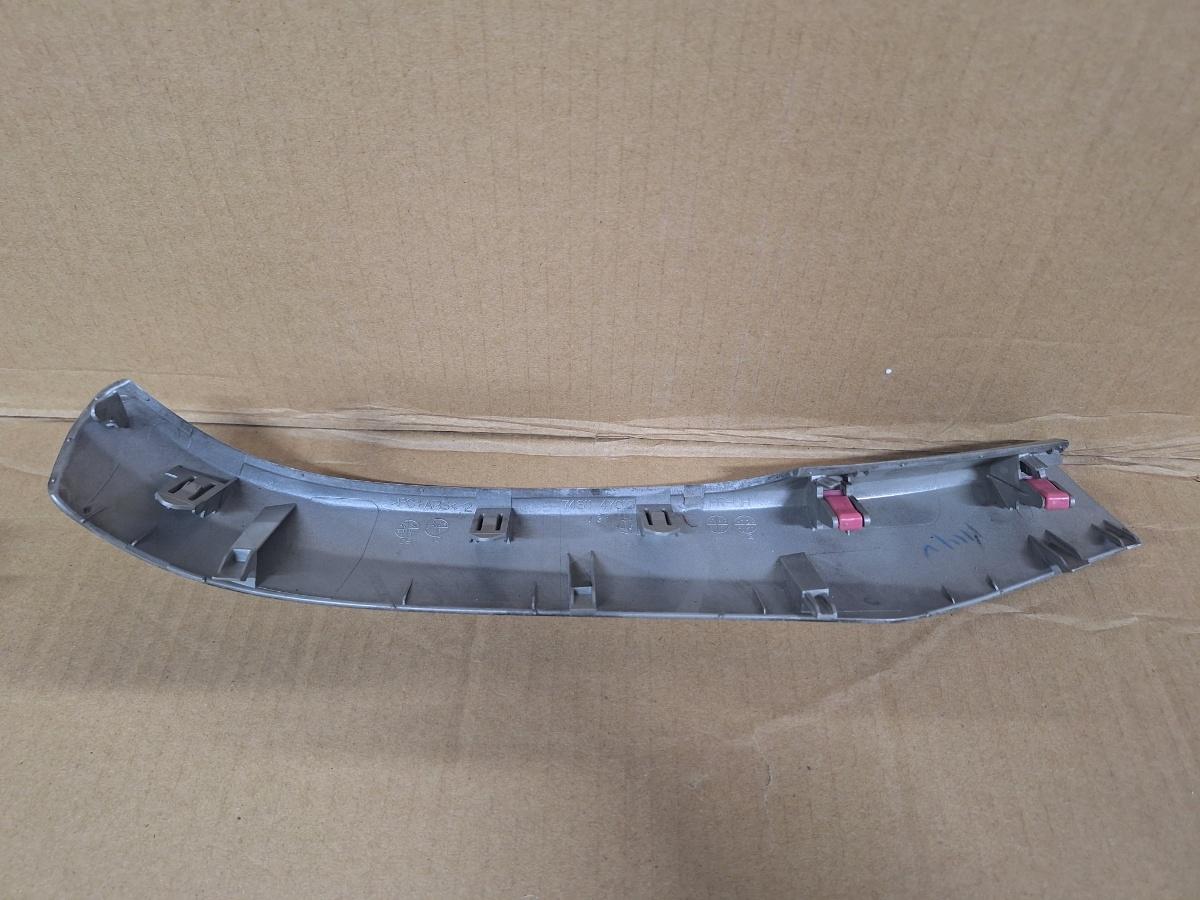 Ornament maner interior portiera fata stanga TOYOTA PRIUS _W3_ 2008 - >1.8 Hybrid 2ZR-FXE 74611-47010