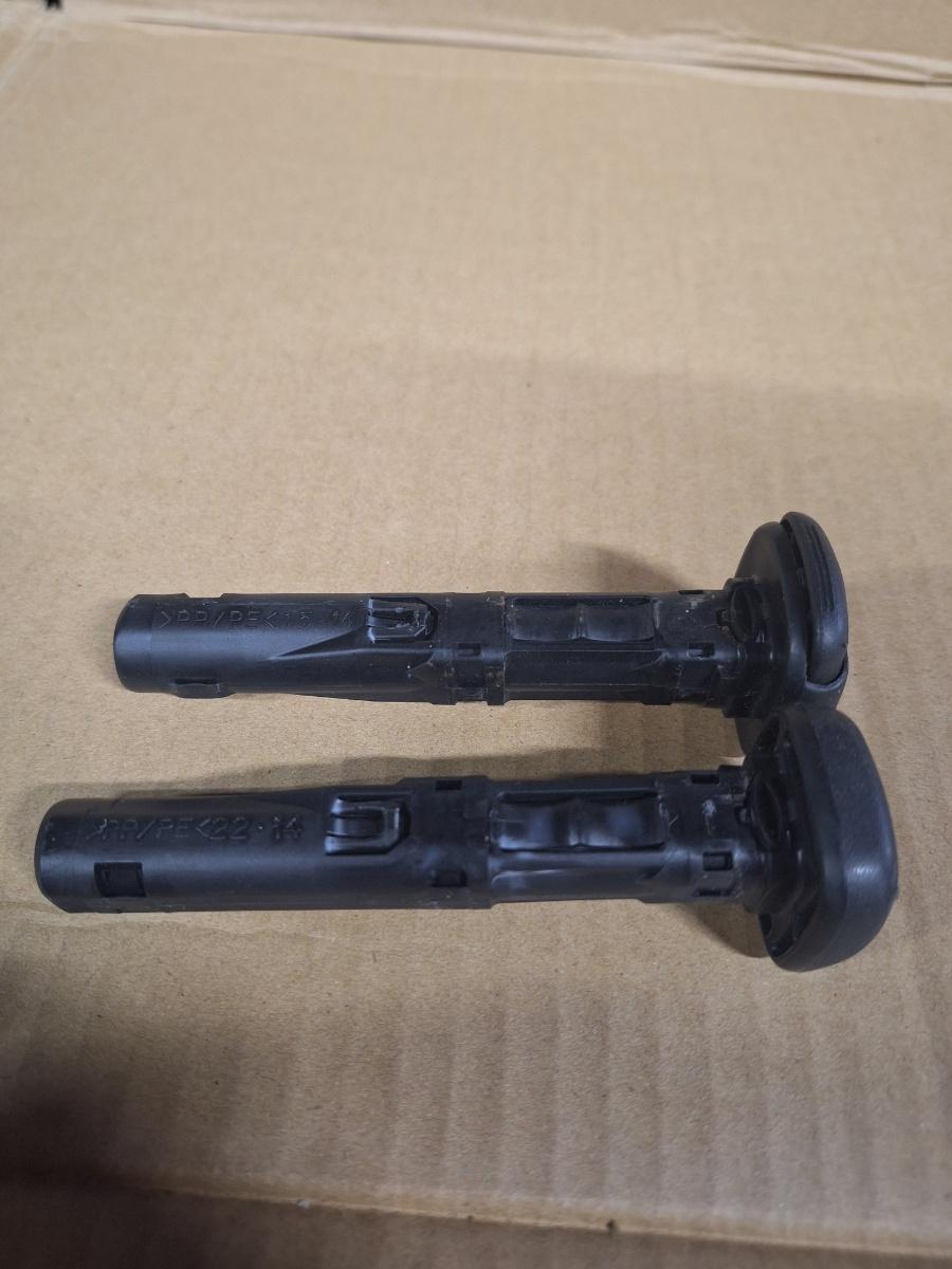 Ansamblu reglaj tetiera  scaun TOYOTA PRIUS _W3_ 2008 - >1.8 Hybrid 2ZR-FXE