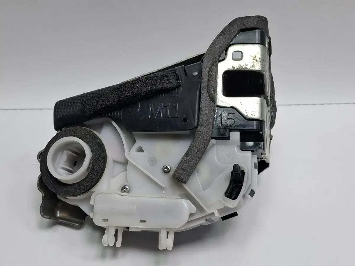 Broasca usa dreapta spate TOYOTA PRIUS _W3_ 2008 - >1.8 Hybrid 2ZR-FXE 6905047090