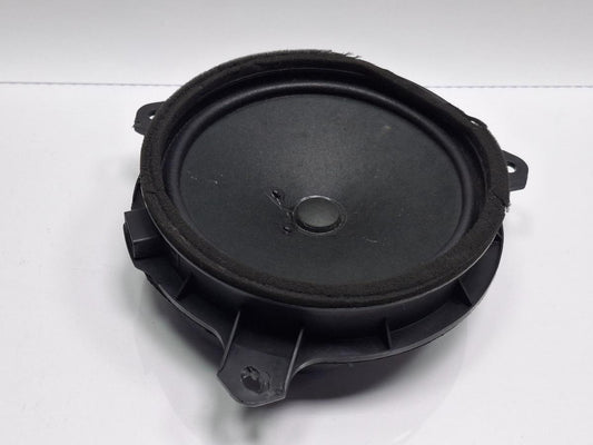 Boxa usa spate TOYOTA PRIUS _W3_ 2008 - >1.8 Hybrid 2ZR-FXE 8616052300