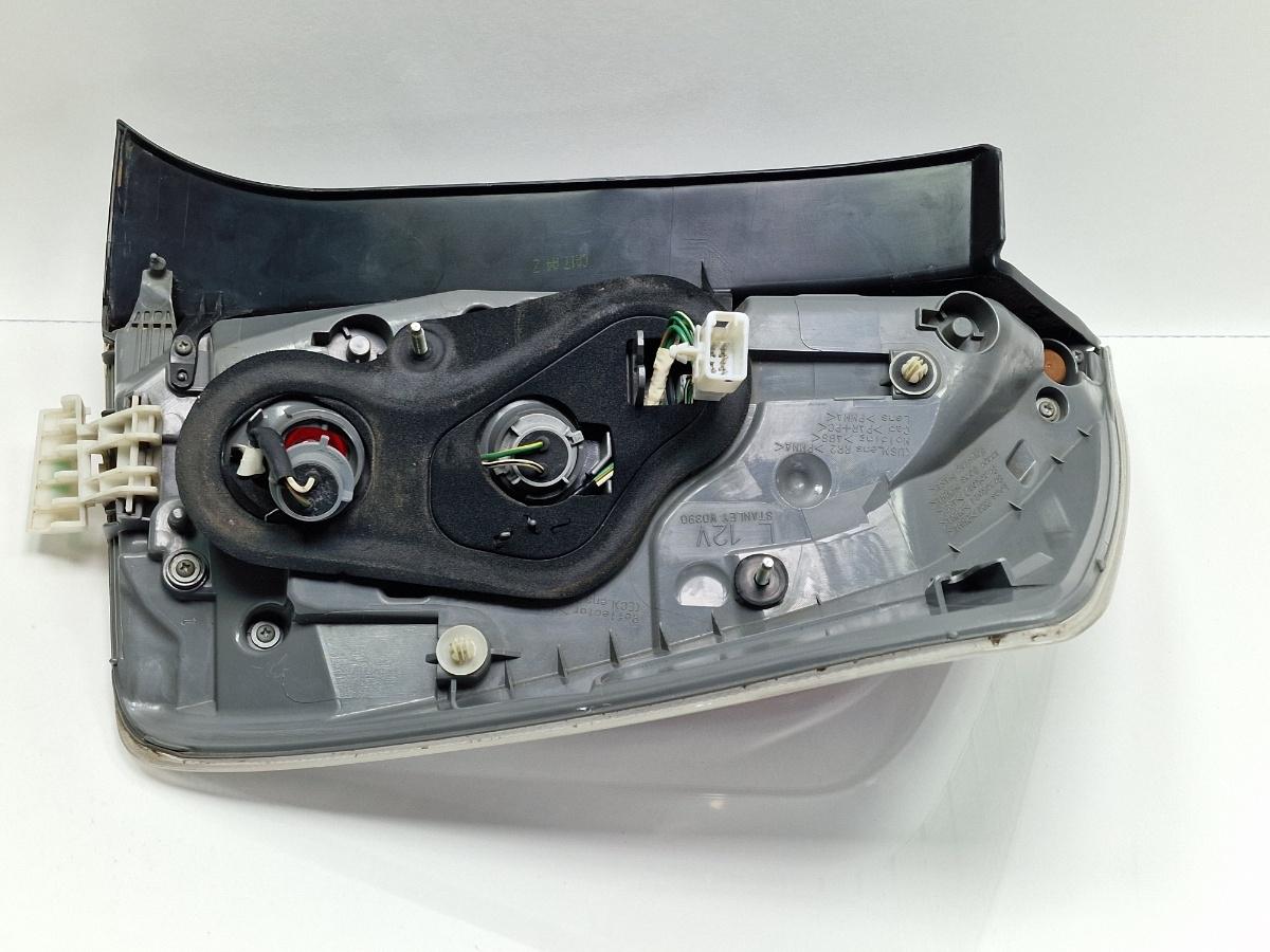 Stop stanga TOYOTA PRIUS _W3_ 2008 - >1.8 Hybrid 2ZR-FXE 8156147180