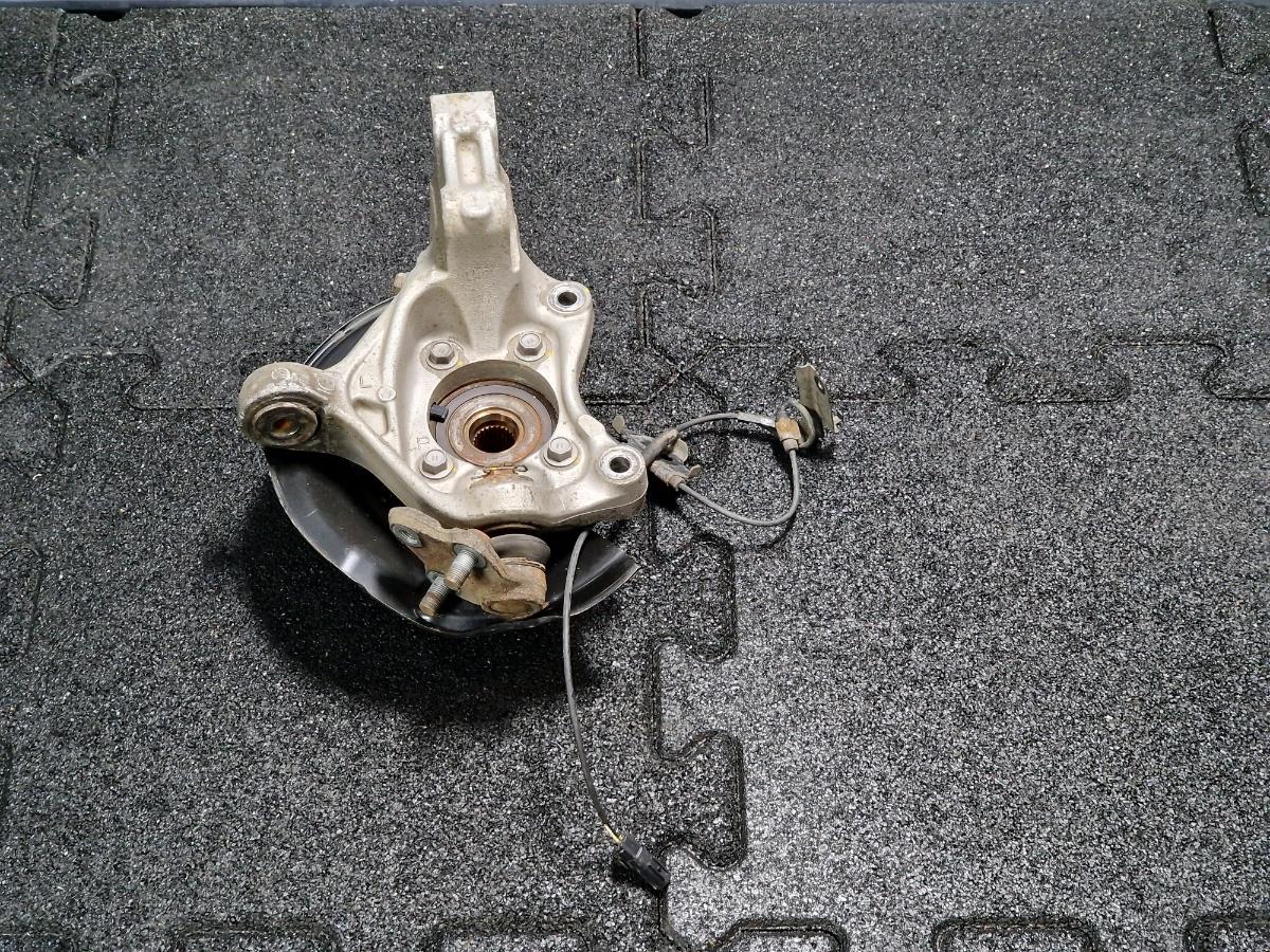 Fuzeta stanga fata TOYOTA PRIUS _W3_ 2008 - >1.8 Hybrid 2ZR-FXE 4320247030