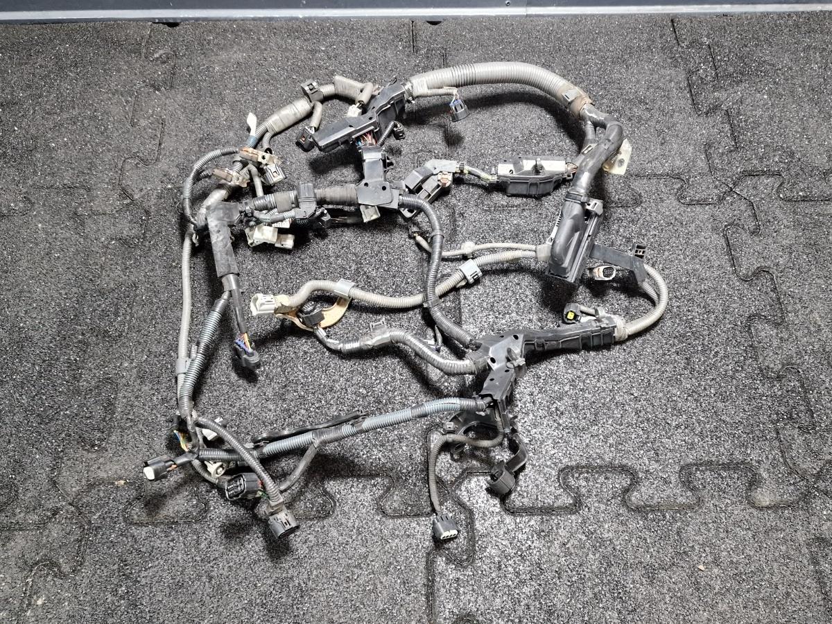 Instalatie electrica motor TOYOTA PRIUS _W3_ 2008 - >1.8 Hybrid 2ZR-FXE 8212147103